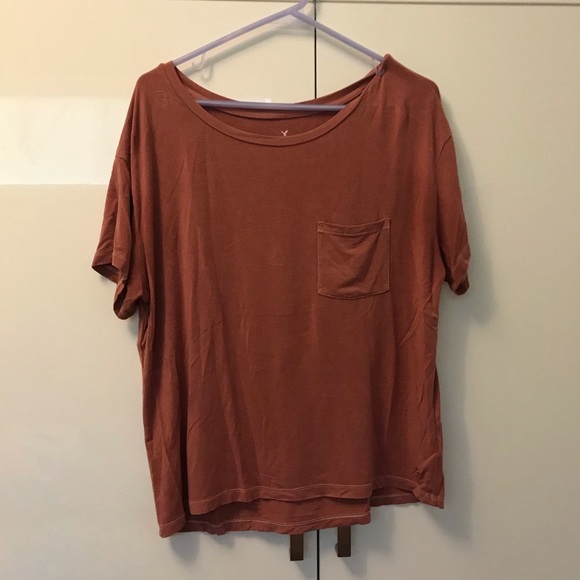 🌷Soft and Sexy Pink American Eagle Tee